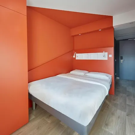 Ibis Budget *