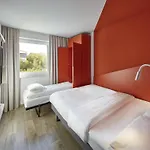 Hotel Ibis Budget 2*