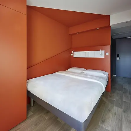 Ibis Budget Hotel 2*